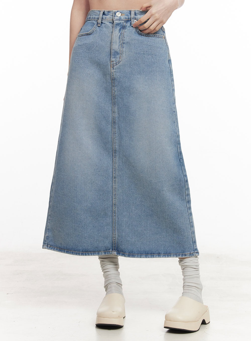 Back-Slit Stitched Denim Maxi Skirt CM511