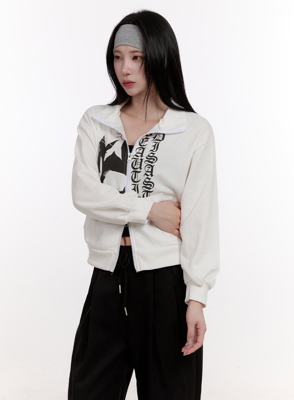 Two-Way Graphic Zip-Up Sweatshirt CJ531
