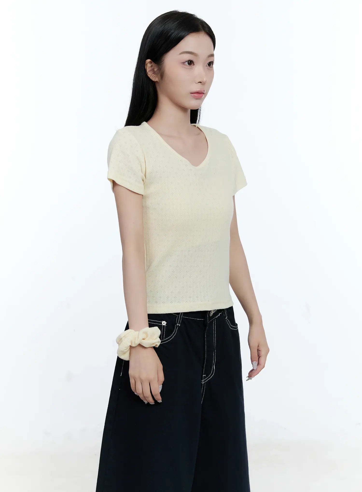 V-Neck Short-Sleeve Knit Tee CG501