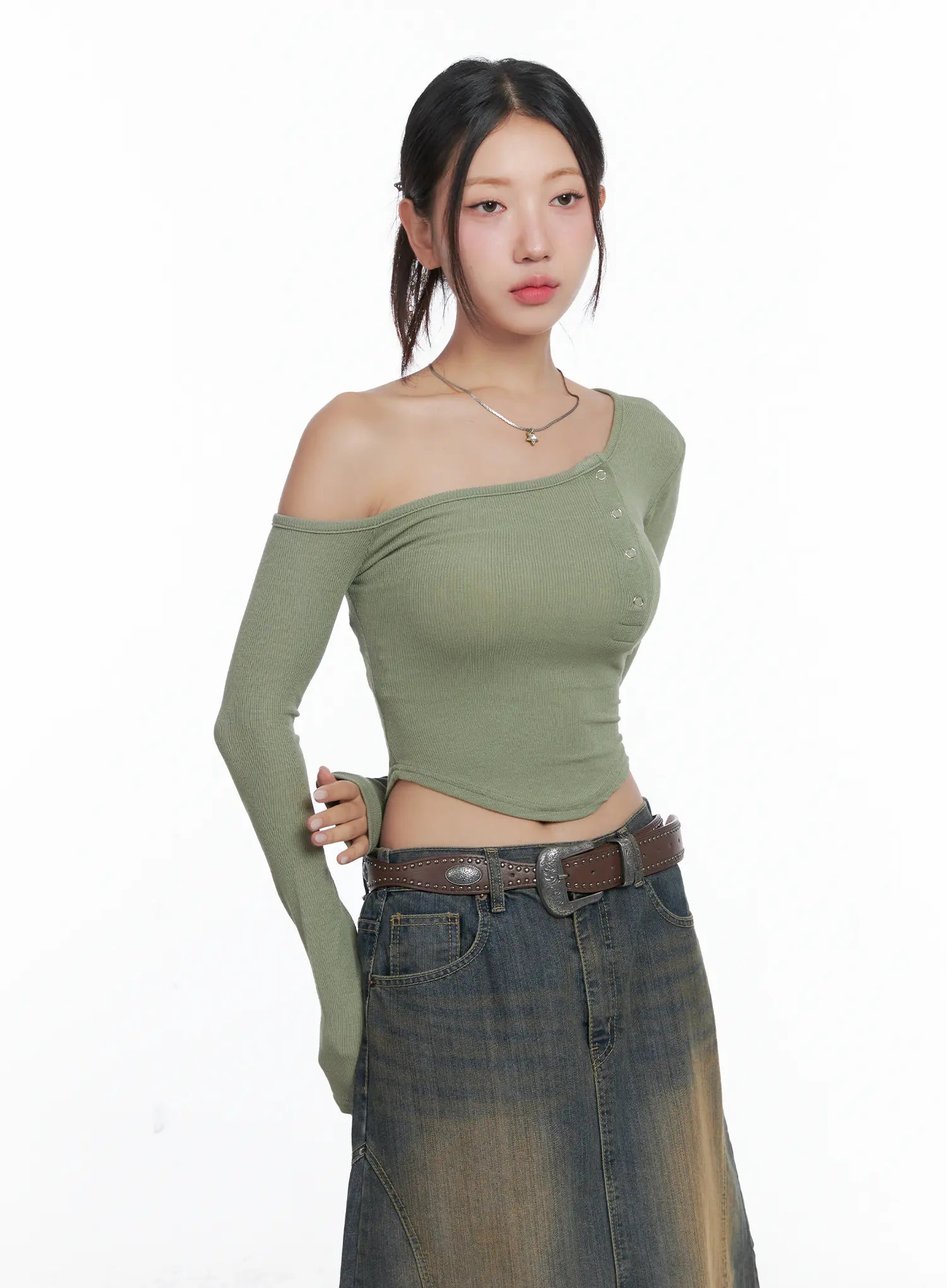 Off-Shoulder Asymmetric Long Sleeve Crop Top CS503