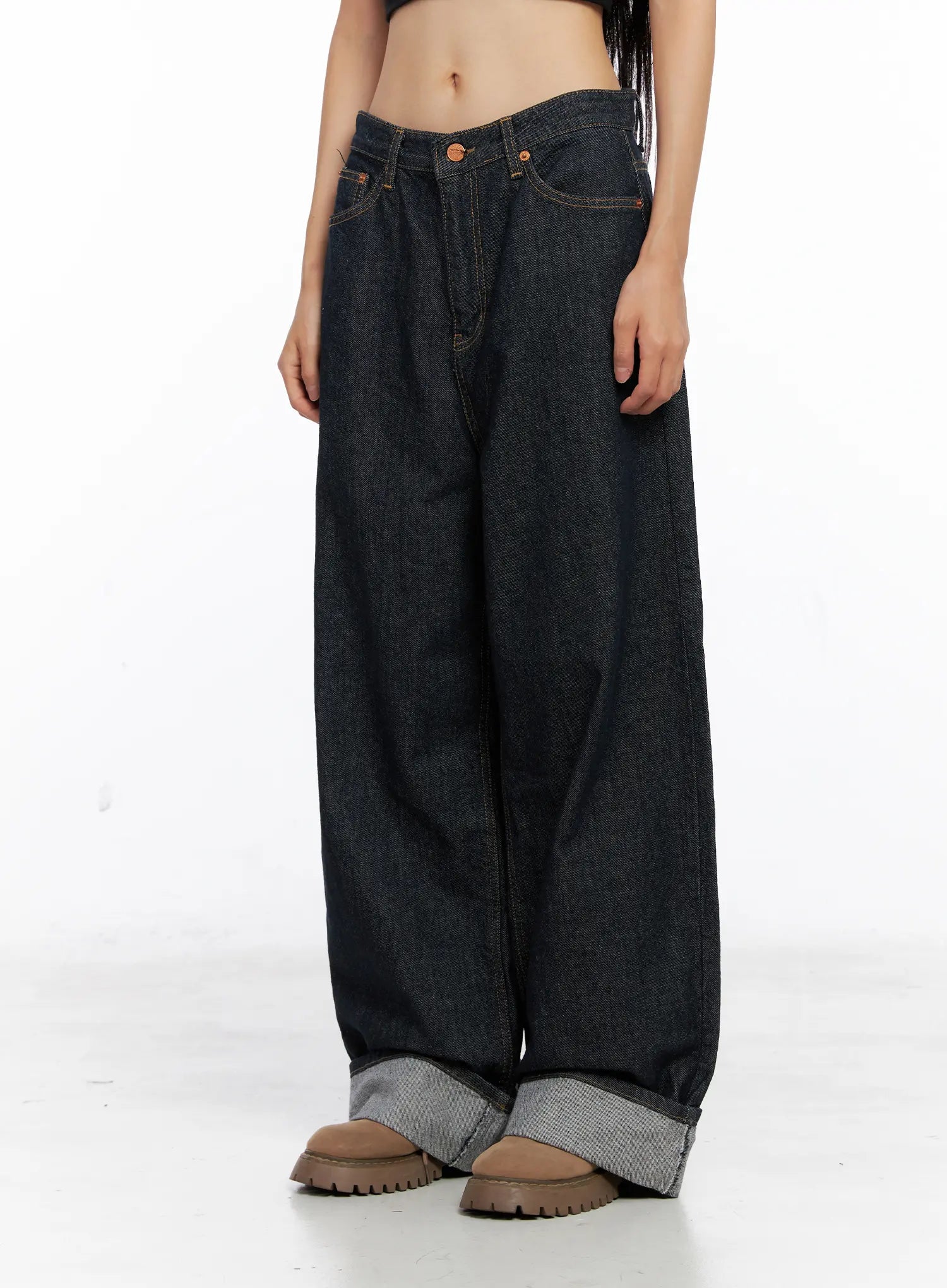 Oakley Cuffed Wide-Leg Jeans CS511