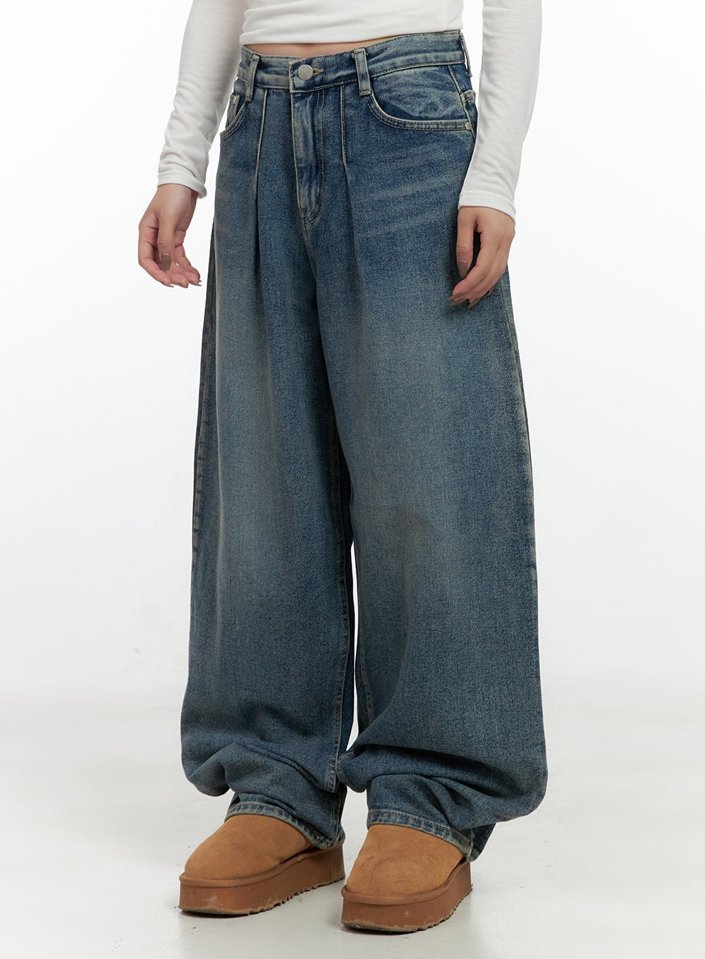 Wynne Pintuck Washed Denim Baggy Jeans CN408