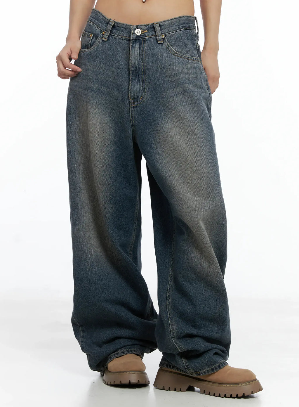 Finley Oversized Wide-Leg Jeans CS504