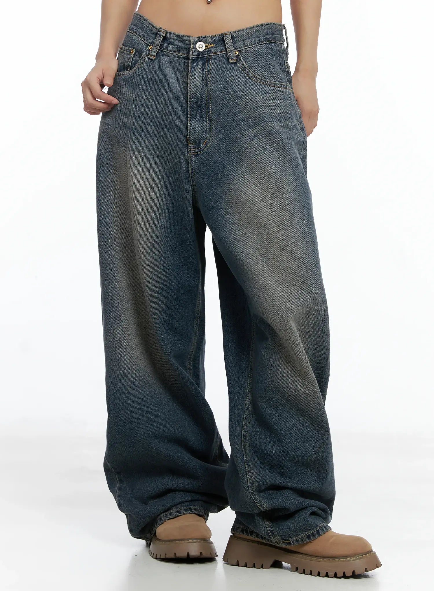 Finley Oversized Wide-Leg Jeans CS504