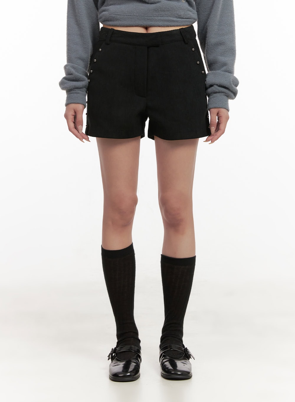 Stud Detail Shorts CD406