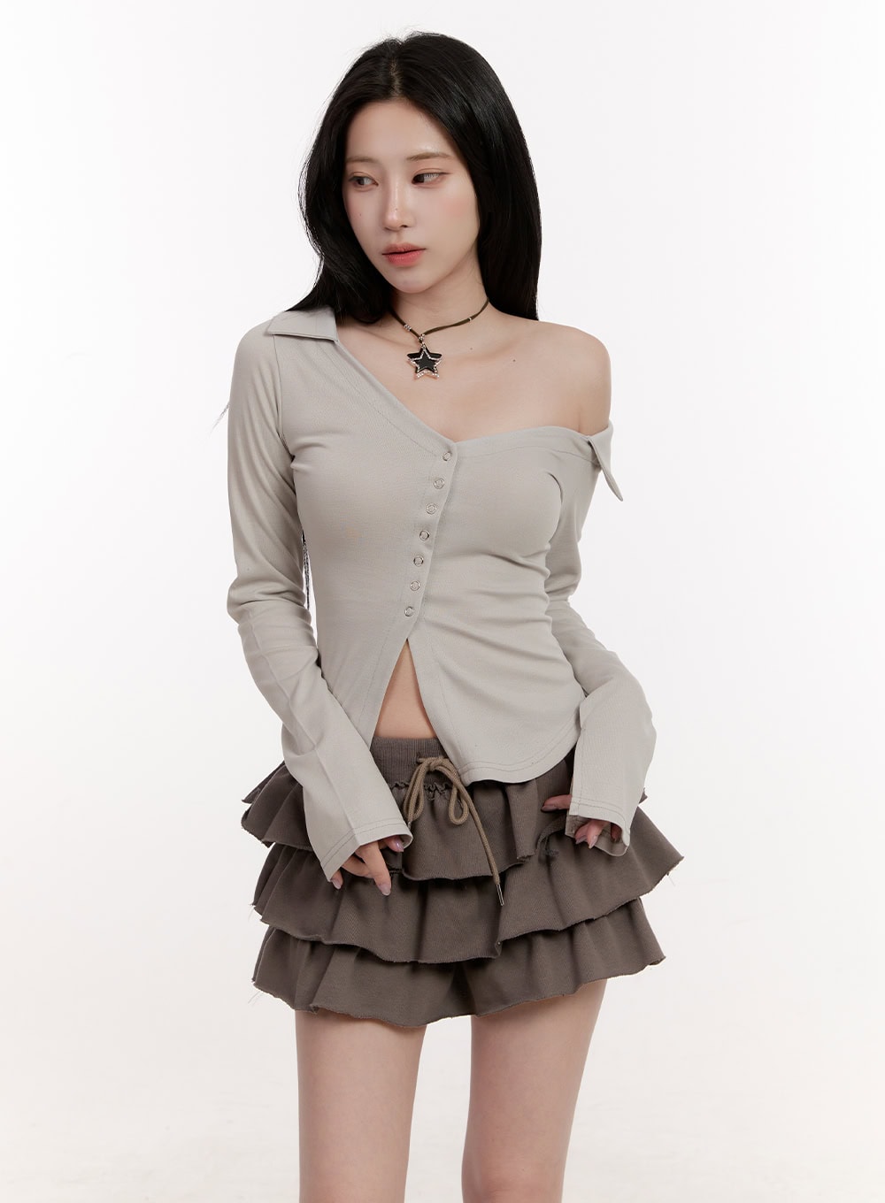 Asymmetric Buttoned Slim-Fit Cardigan CJ531