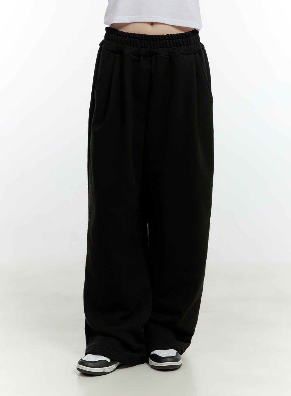 Essential Pintuck Wide-Leg Sweatpants CF507