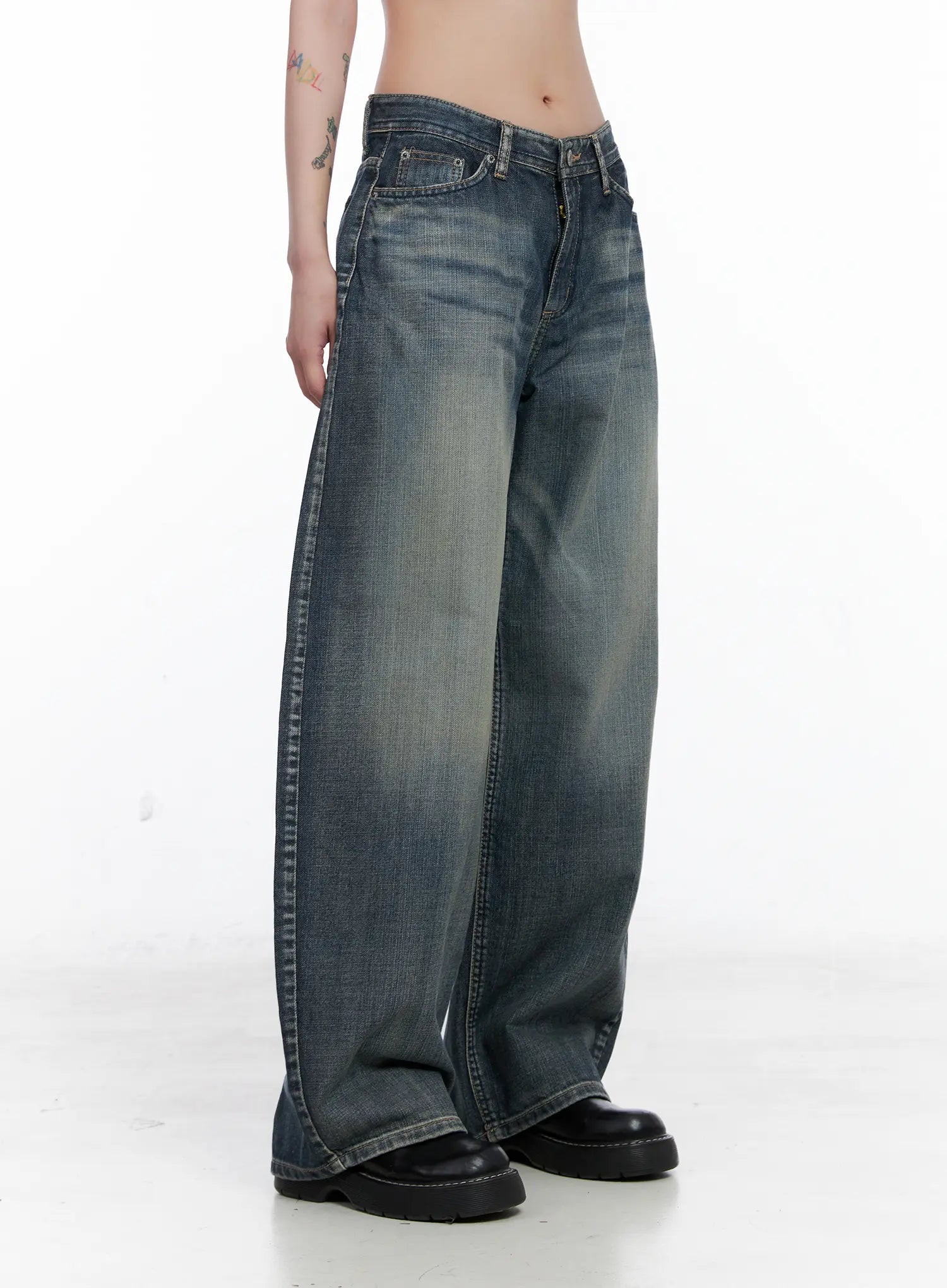 Nellie Baggy Jeans CS526