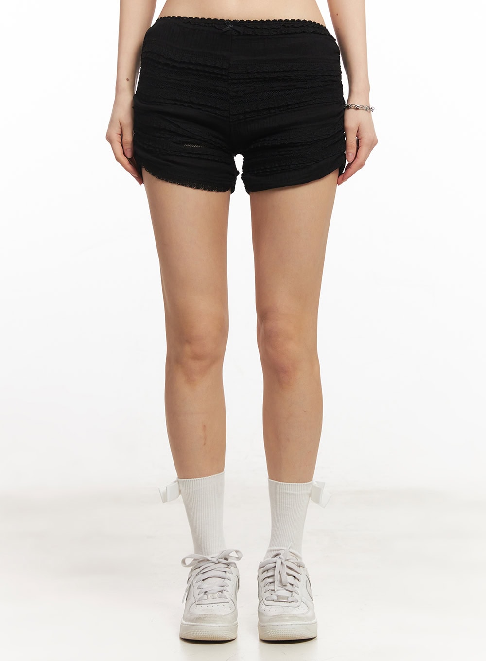 Low-Rise Shirred Lace Shorts CA516