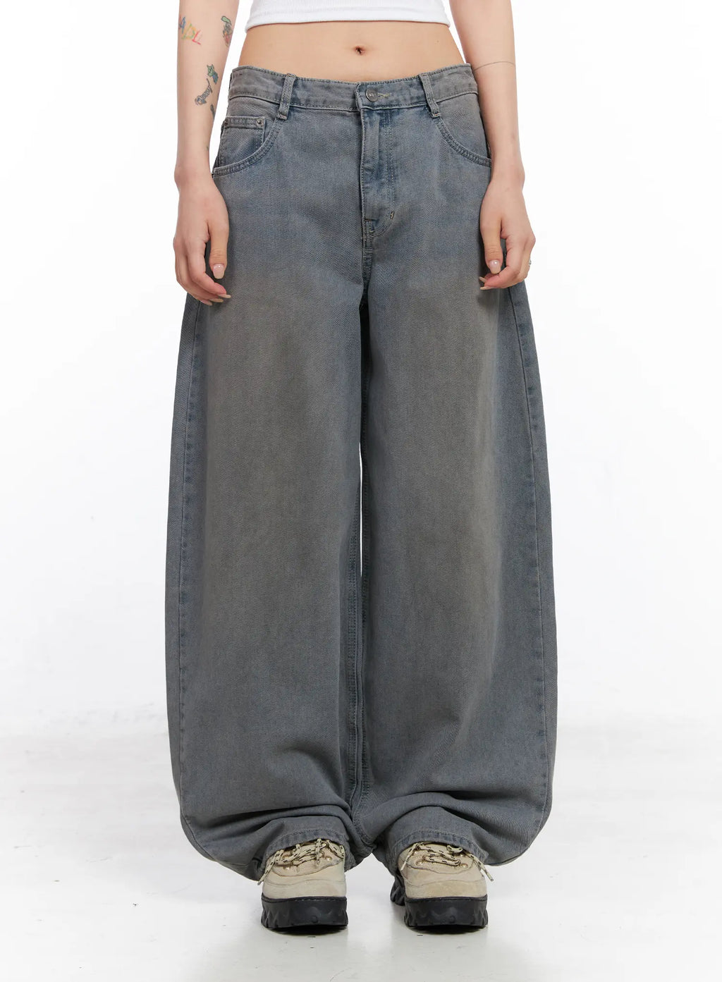 Elaina Vintage-Washed Baggy Jeans CC1809