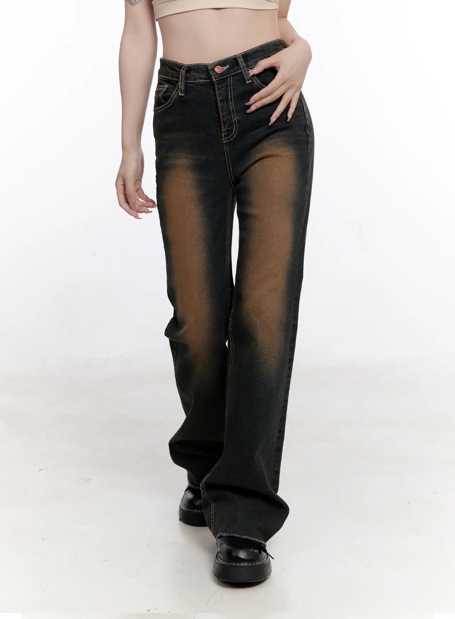 Dalia Vintage Washed Flare Jeans CO501