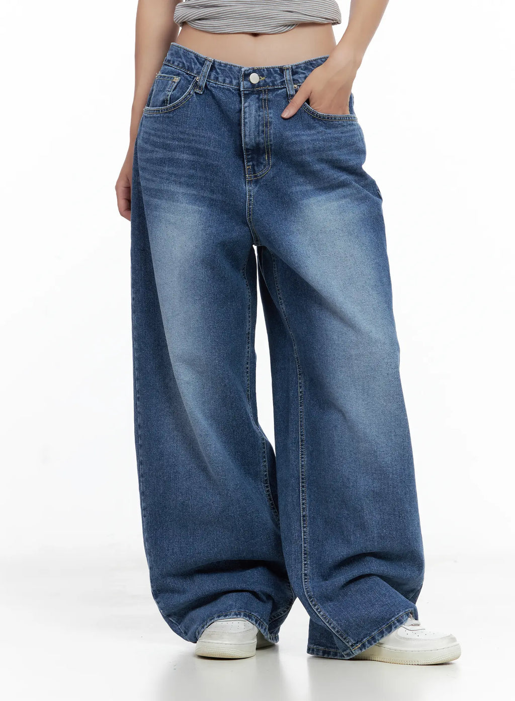 Hayoung Washed Wide-Leg Denim Jeans CL509