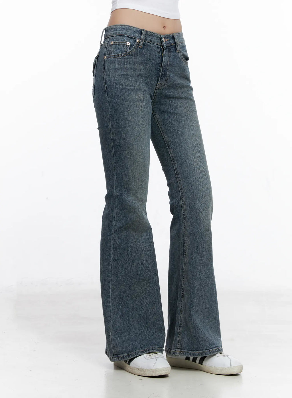 Maia Bow Flared Jeans CS510