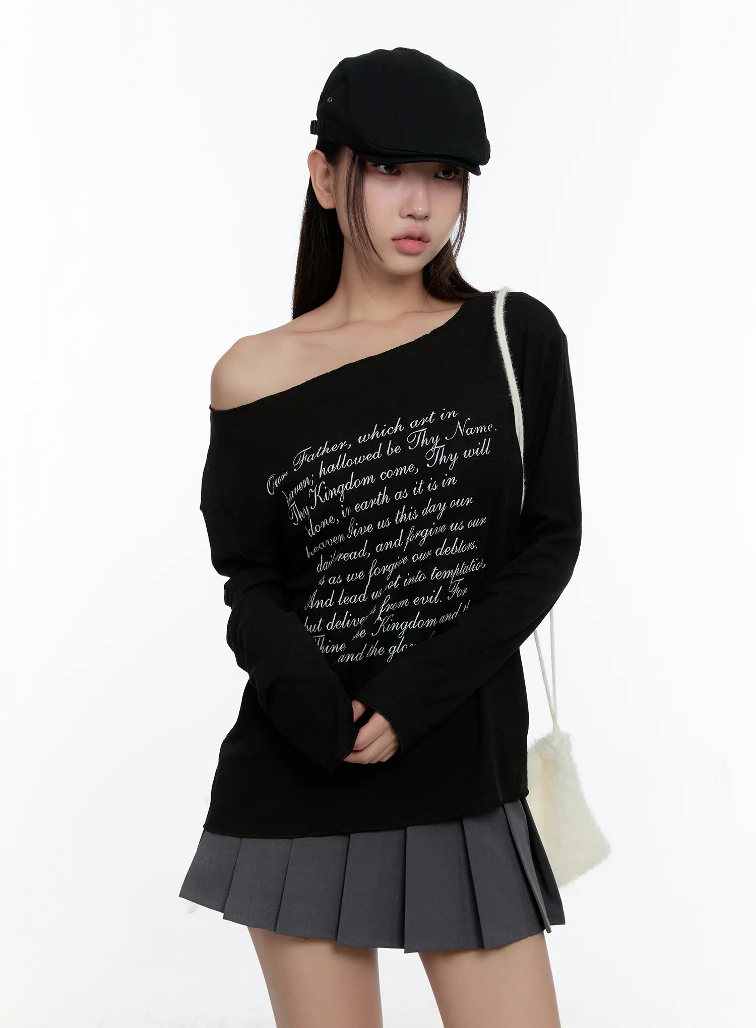 Lettering Off-Shoulder Long Sleeve CS517