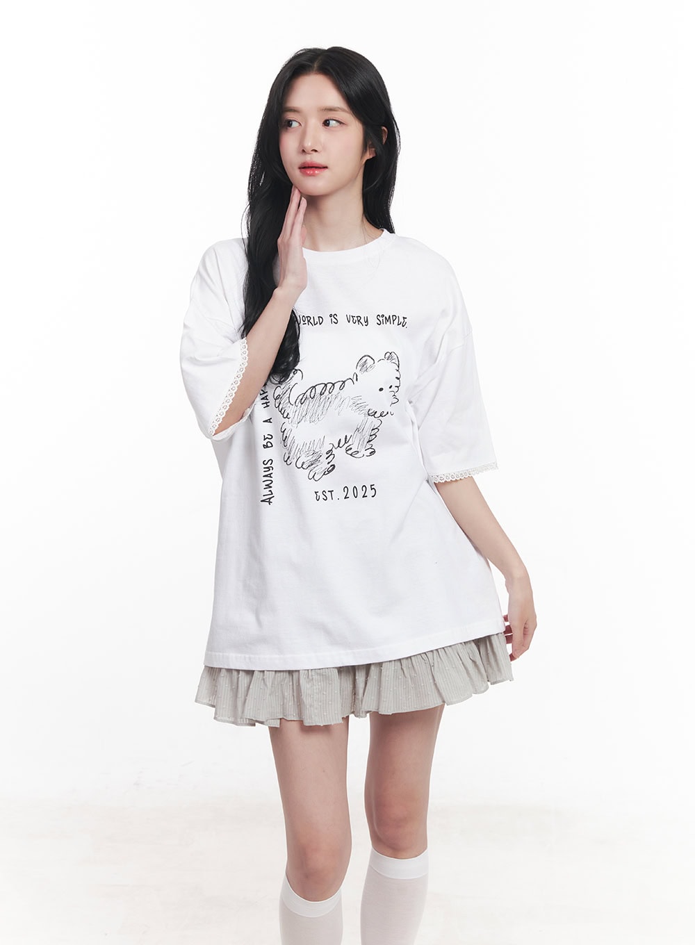 Lace Graphic Oversize T-Shirt CY526