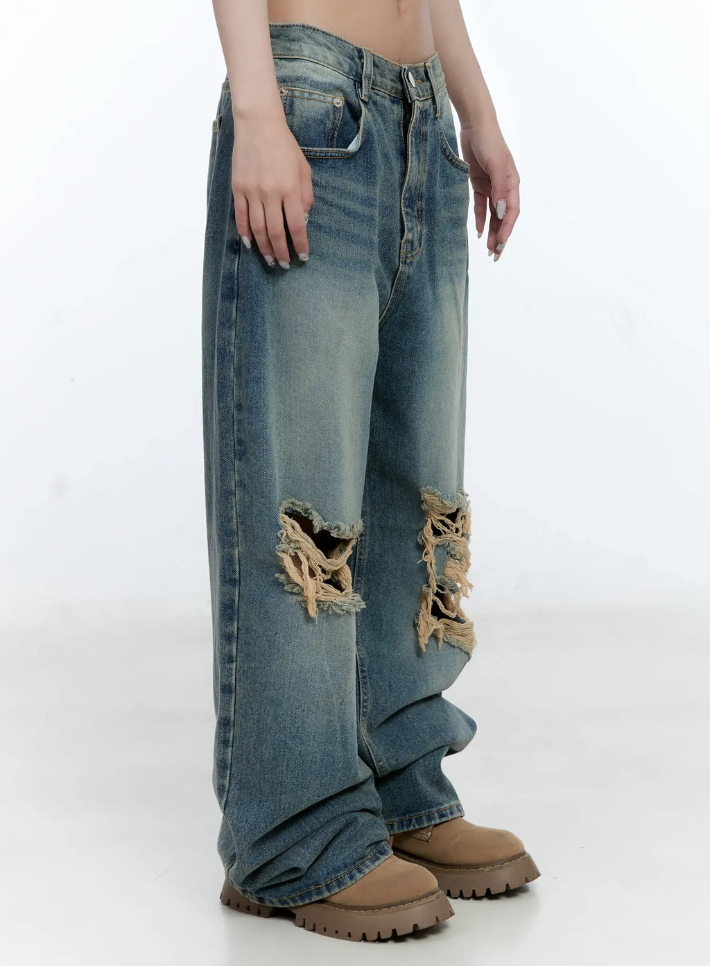 Eunjeong Ripped Denim Jeans CG501