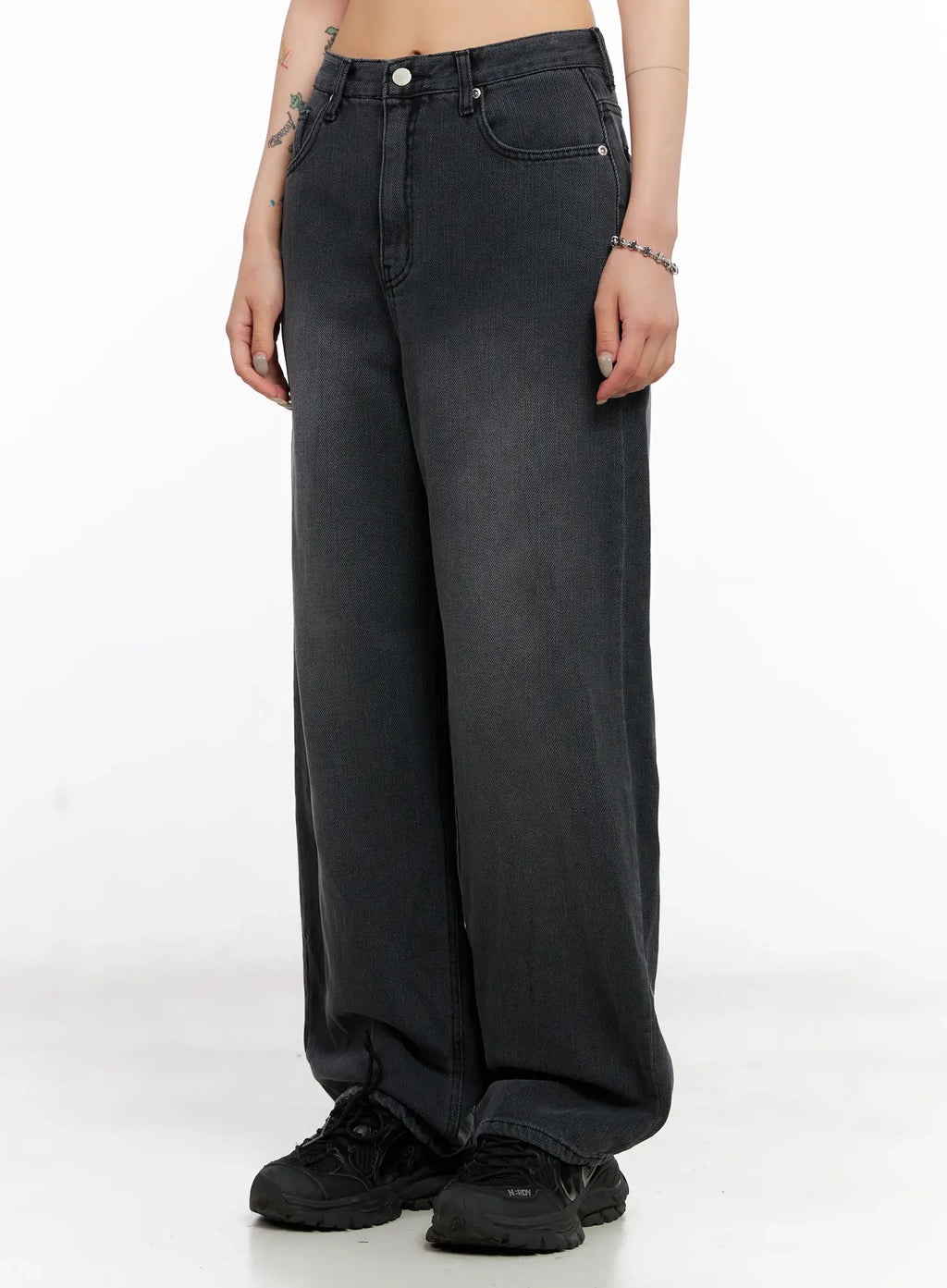 Sarang Washed Black Baggy Jeans CL528