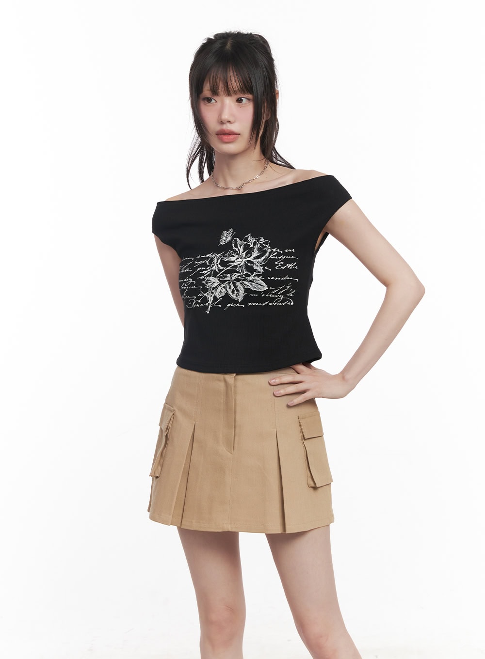 Graphic Print Off-Shoulder Crop Top CY520