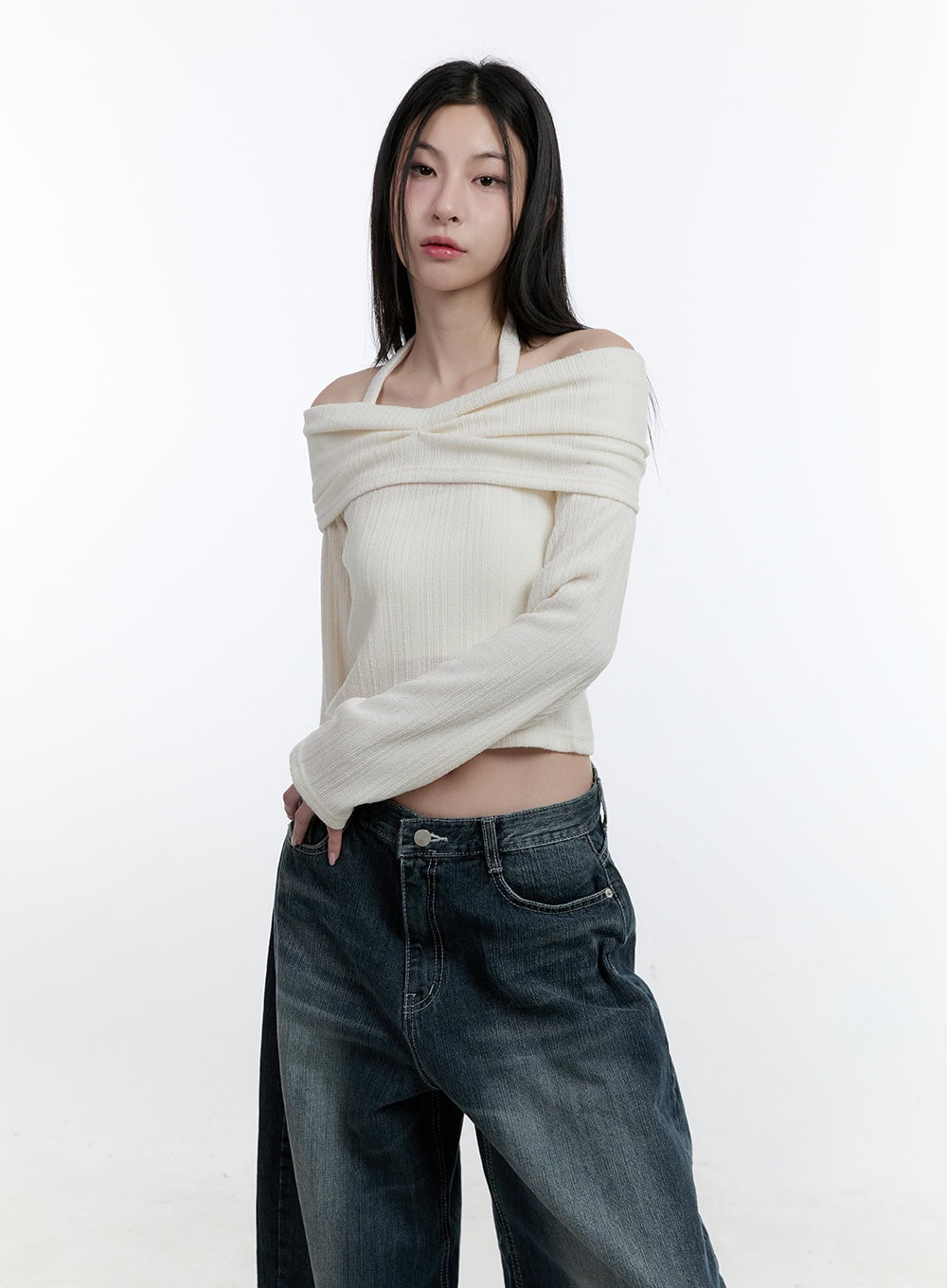 Long-Sleeve Off-Shoulder Halter Crop Top CJ520