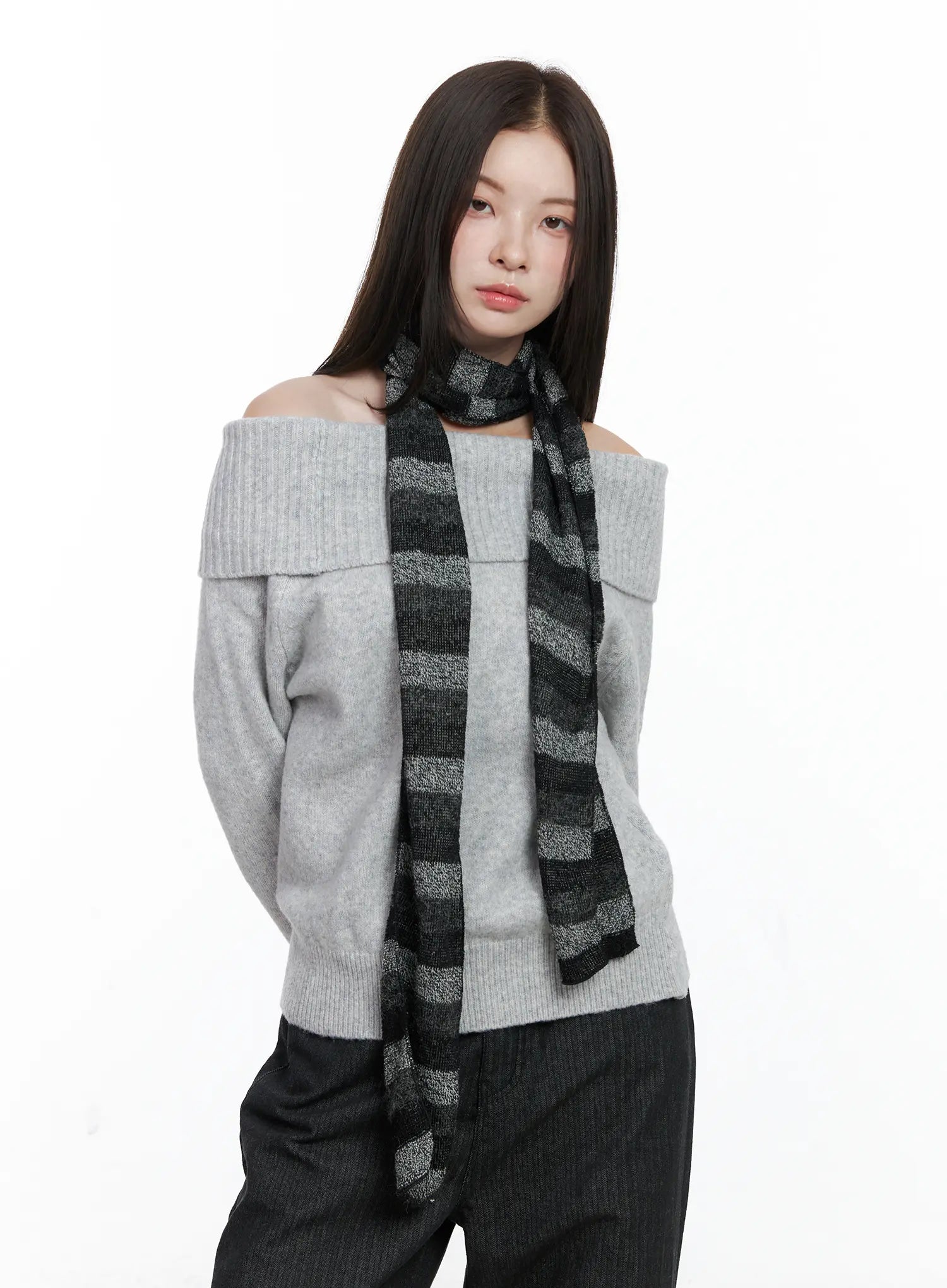 Off-Shoulder Knit Long Sleeve Top CO506