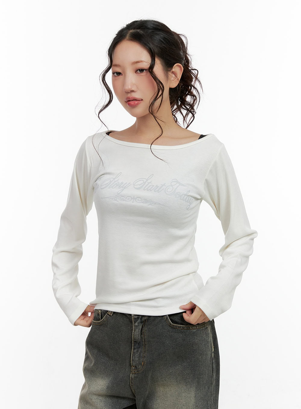 Printed Boat Neck Long Sleeve Shirt CN404