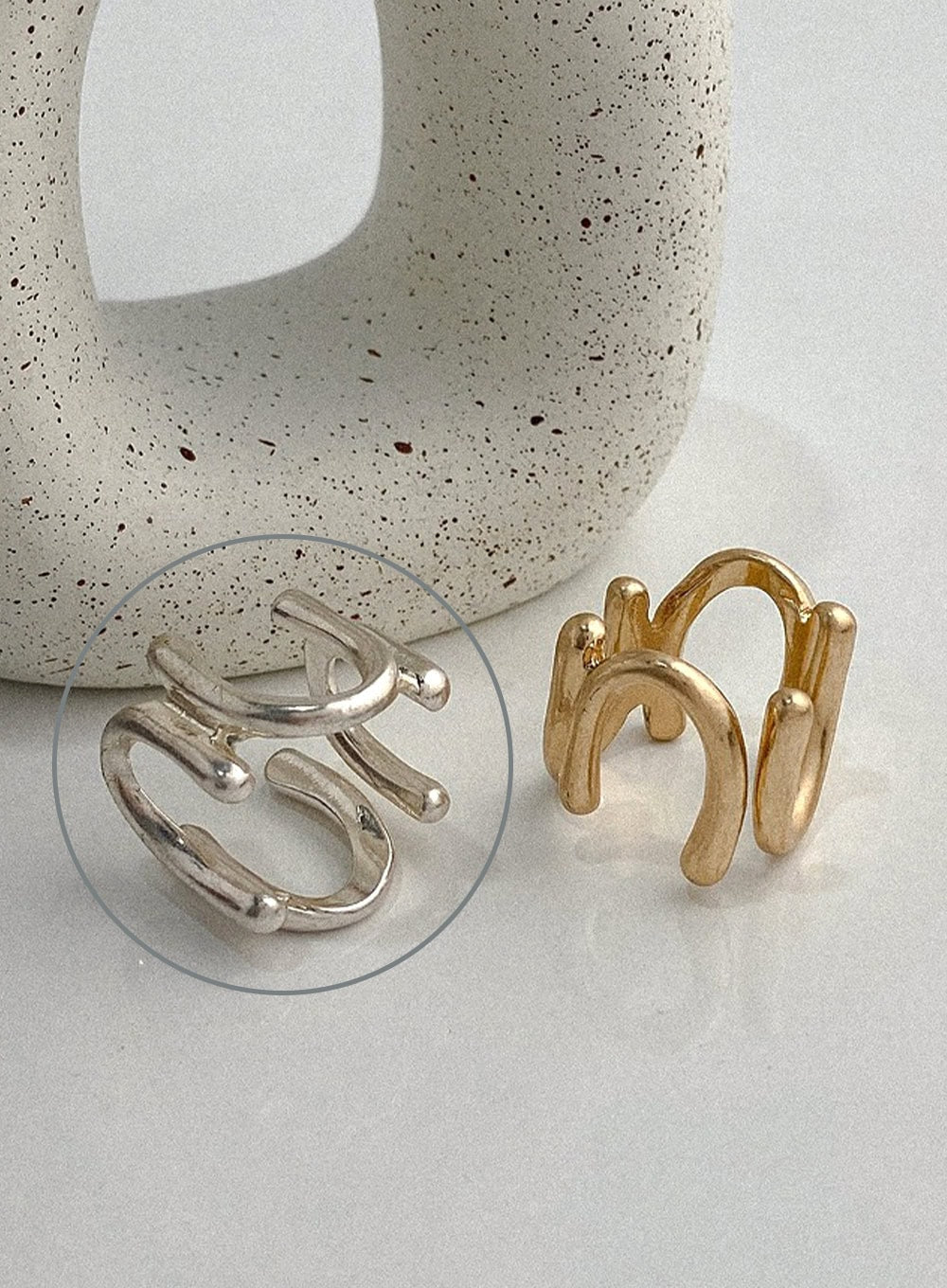 Orwell Bold Curve Ring IA524