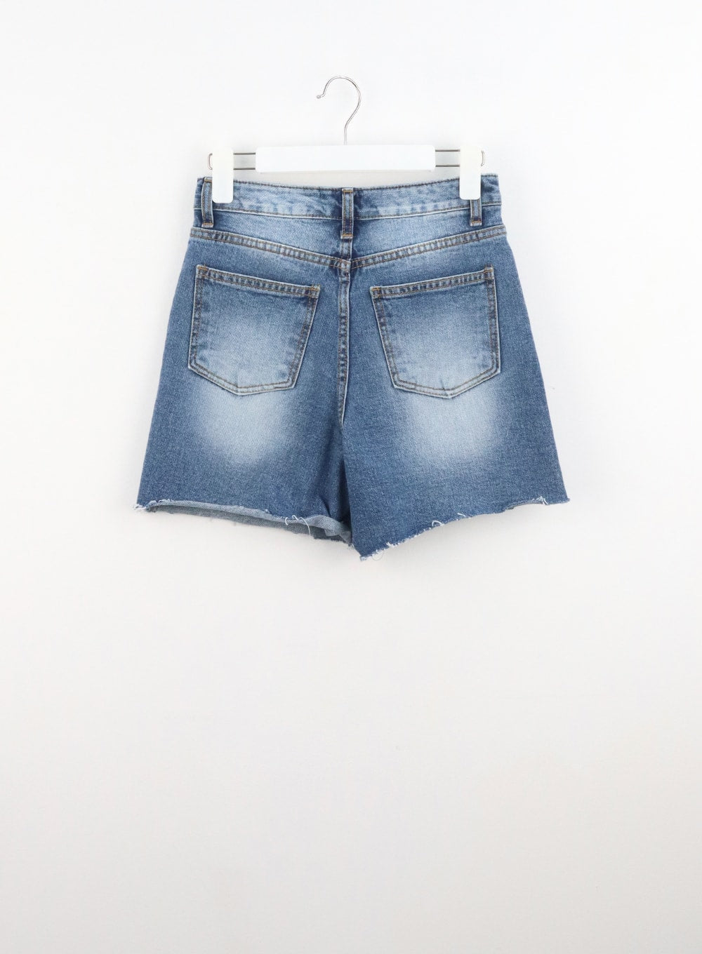 Mid-Wash Denim Shorts CU328