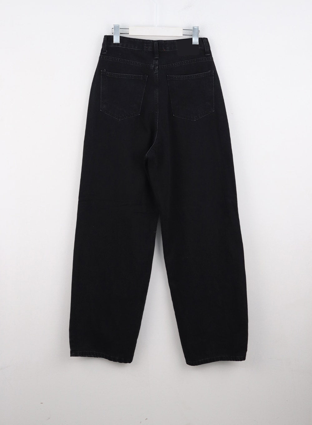 Wide-Fit Black Jeans CO313