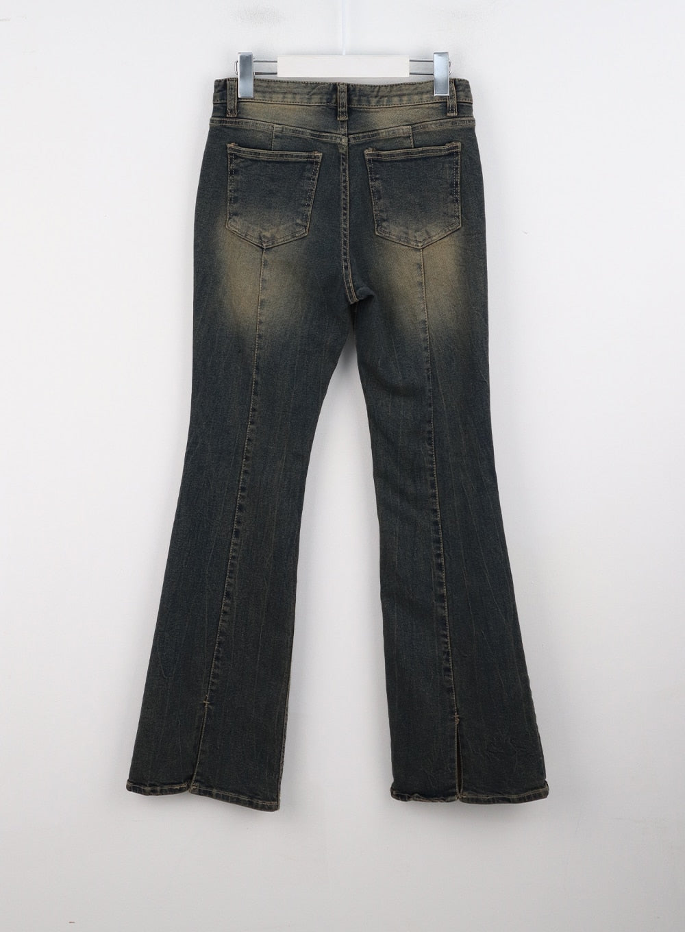 Washed Jeans with Back Cut CG327