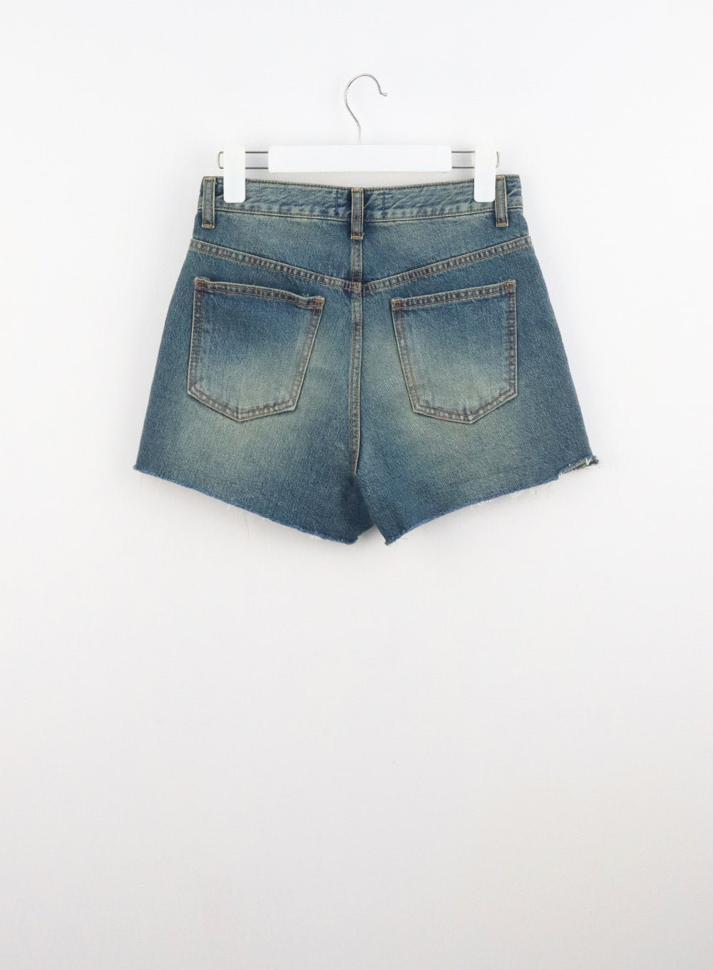 Mid-Wash Denim Shorts CU327