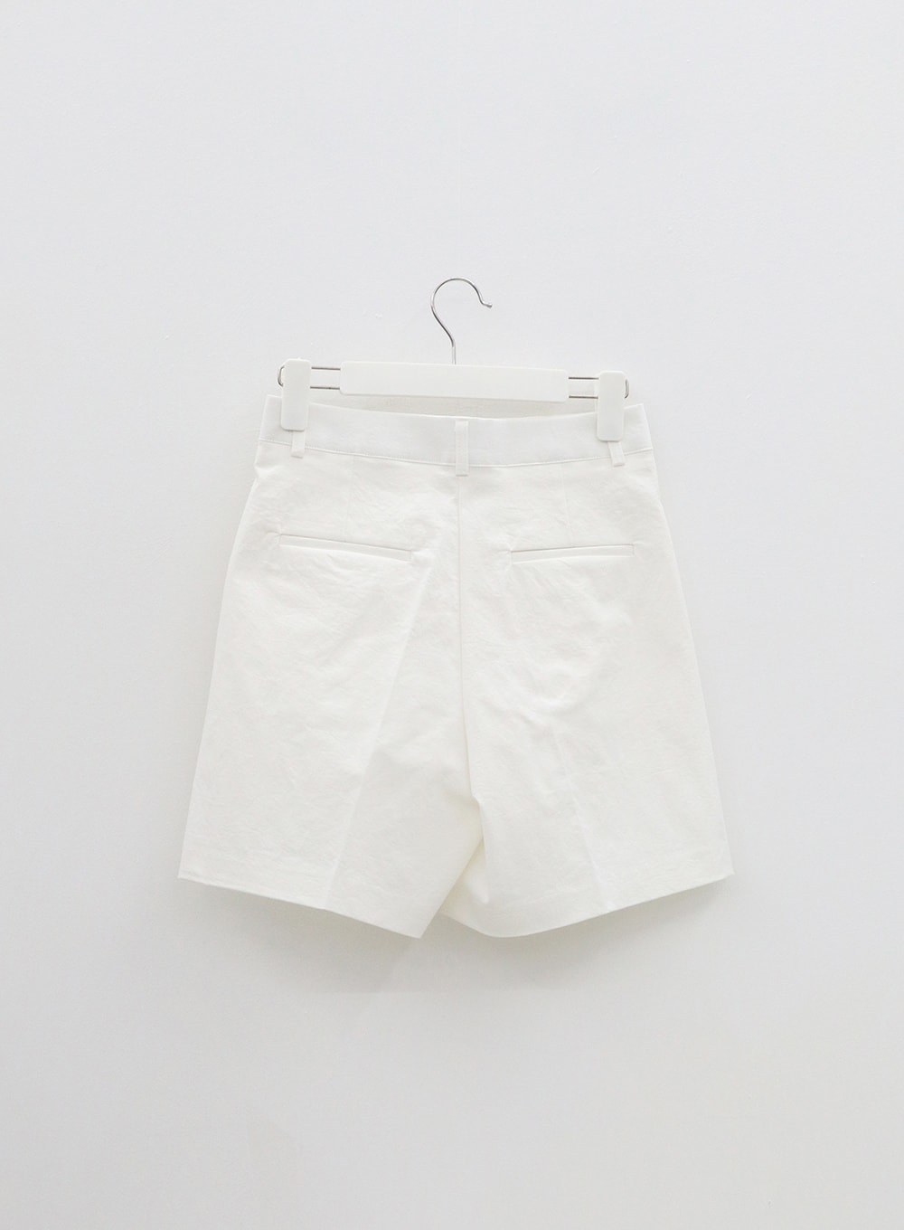 Tailored Bermuda Shorts OF322