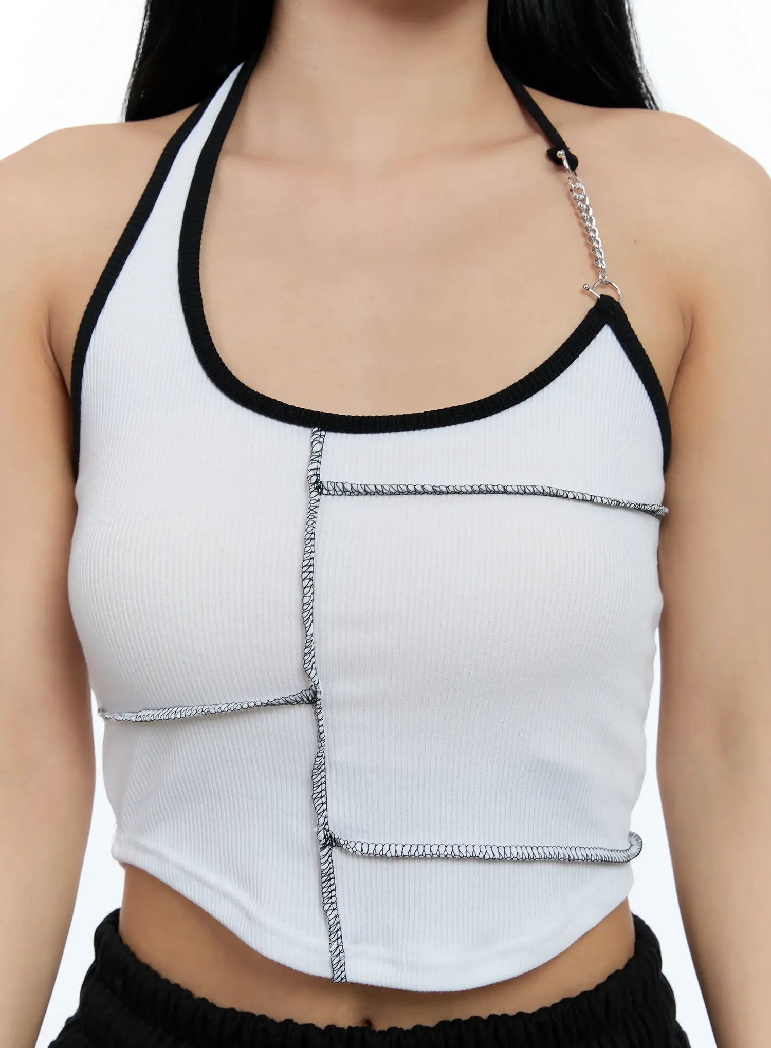Contrast Chain Accent Halter Tank CL530