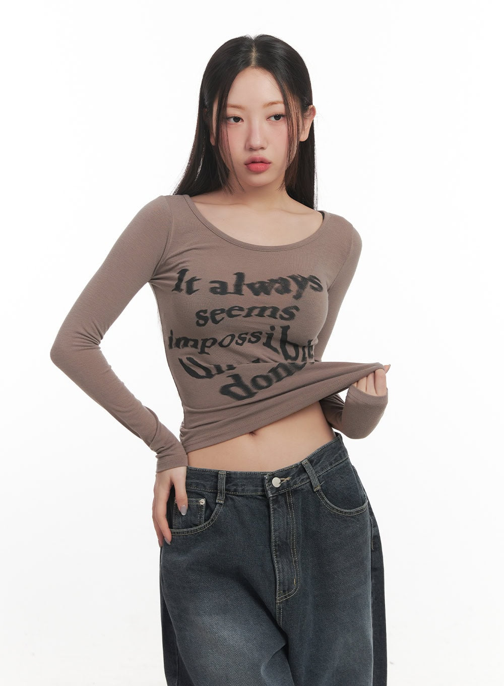 Graphic Slim-Fit Long-Sleeve Top CF526