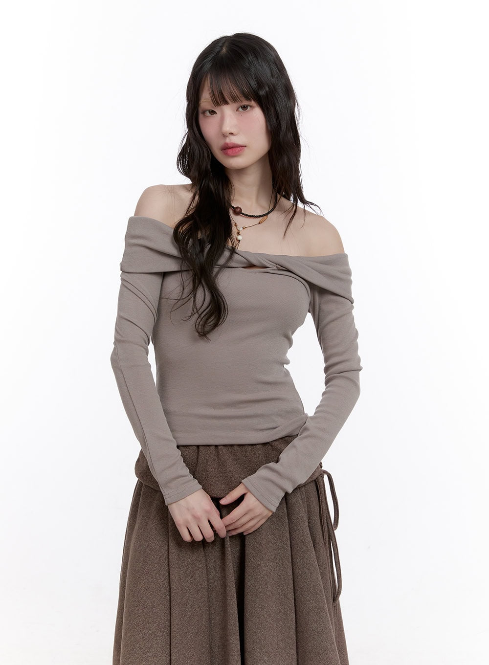 Off-Shoulder Twist Long-Sleeve Top CF511