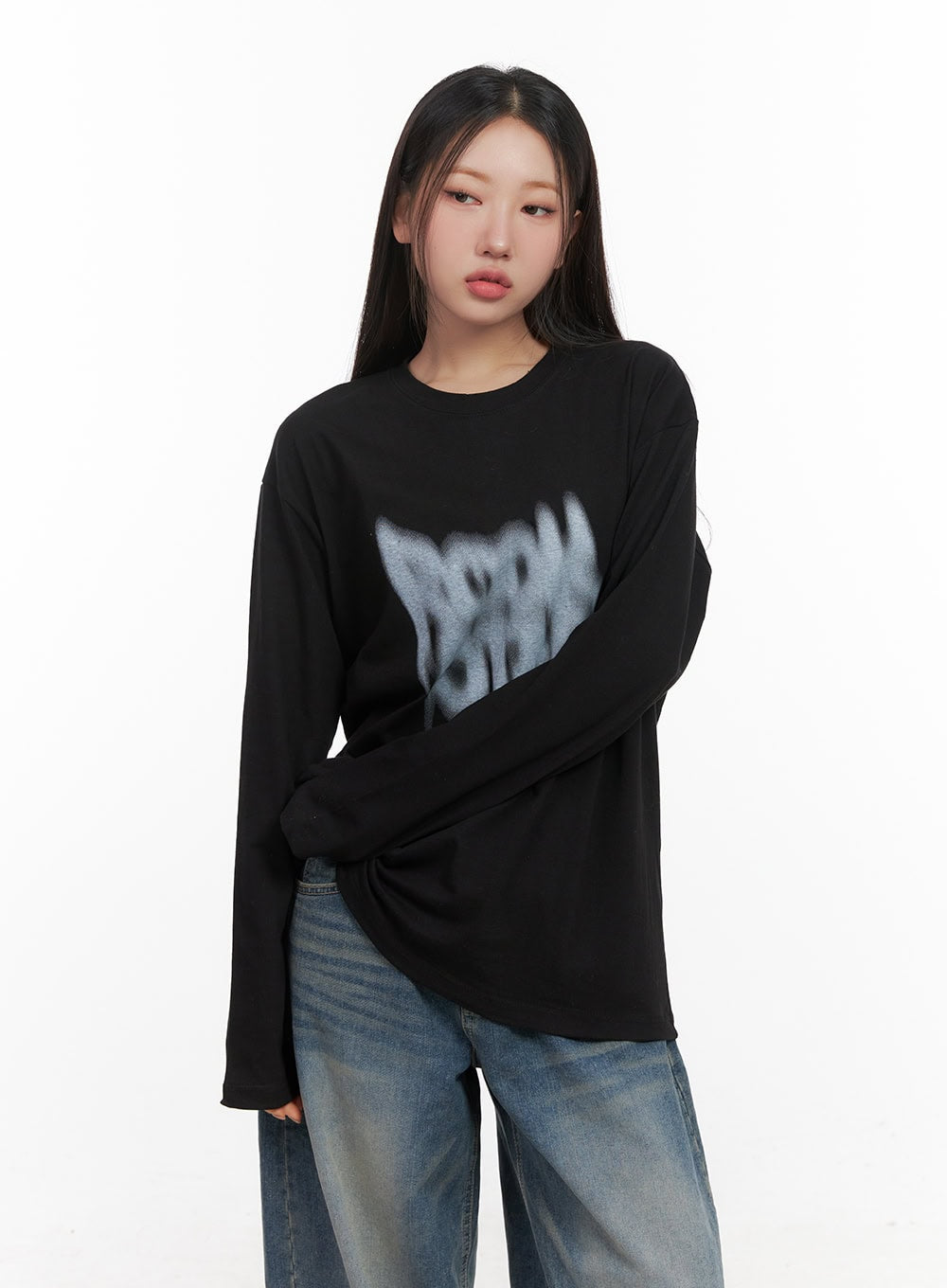 Oversized Graphic Print Long Sleeve Tee CD411