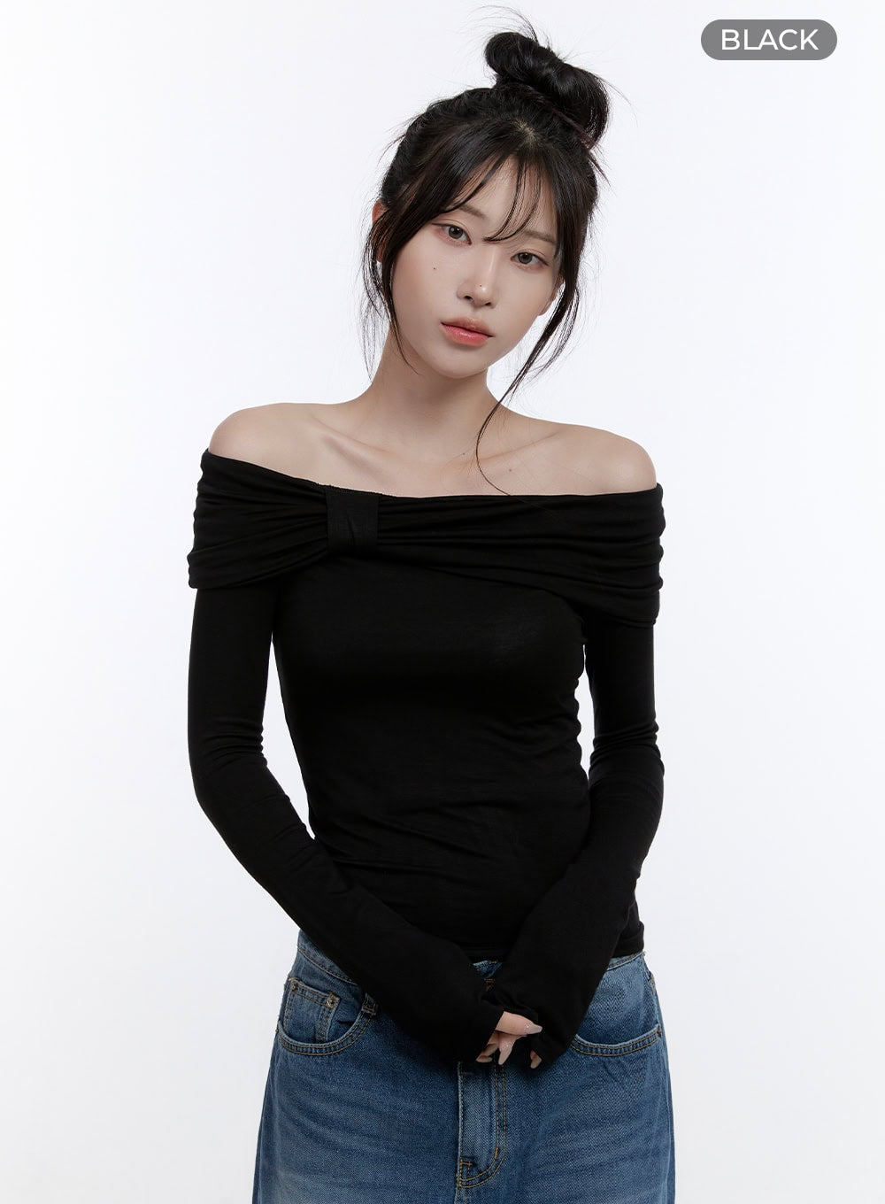 Shirred Off-Shoulder Solid T-Shirt CO419