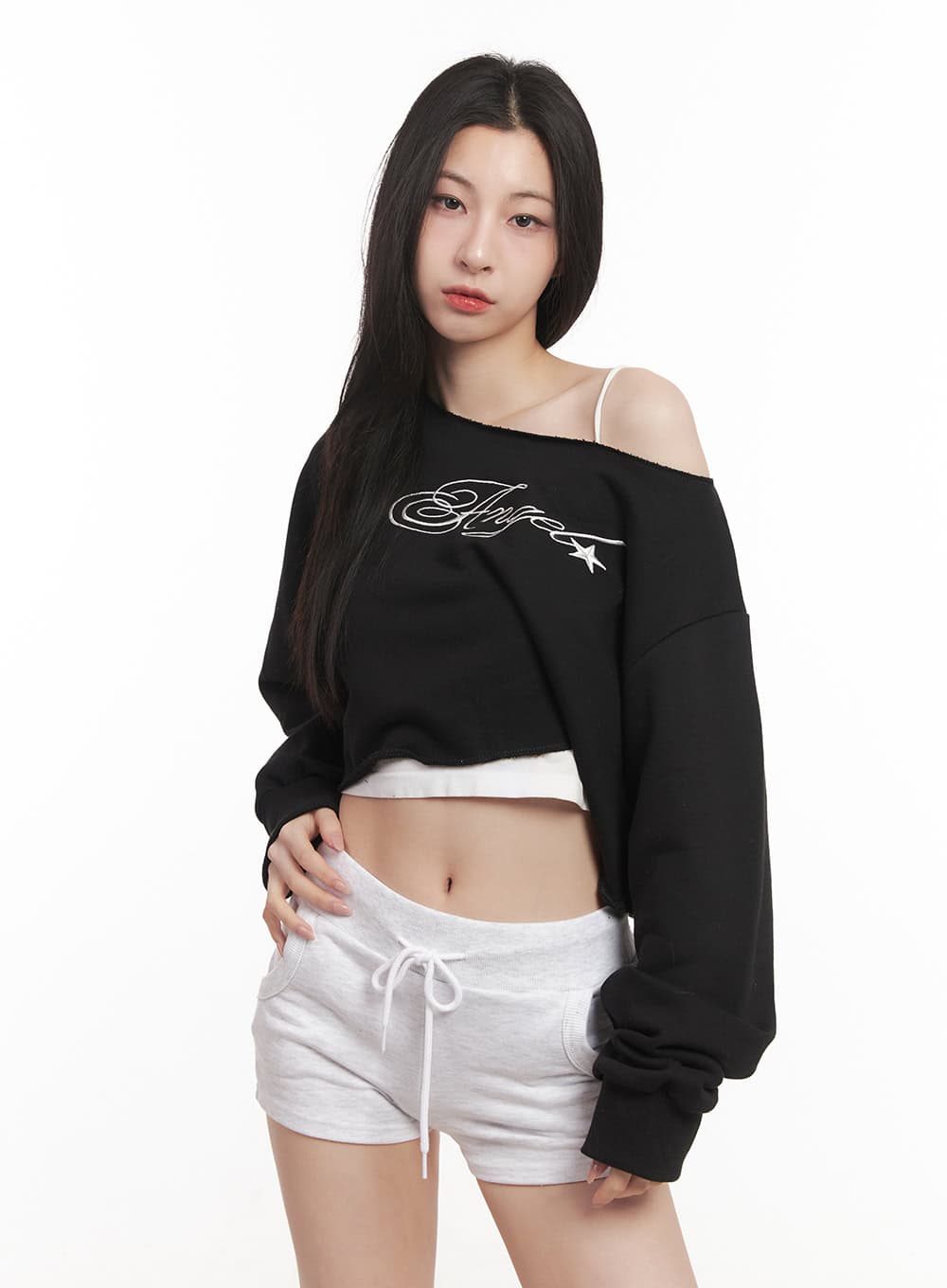 Off-Shoulder Embroidered Crop Sweatshirt CM518