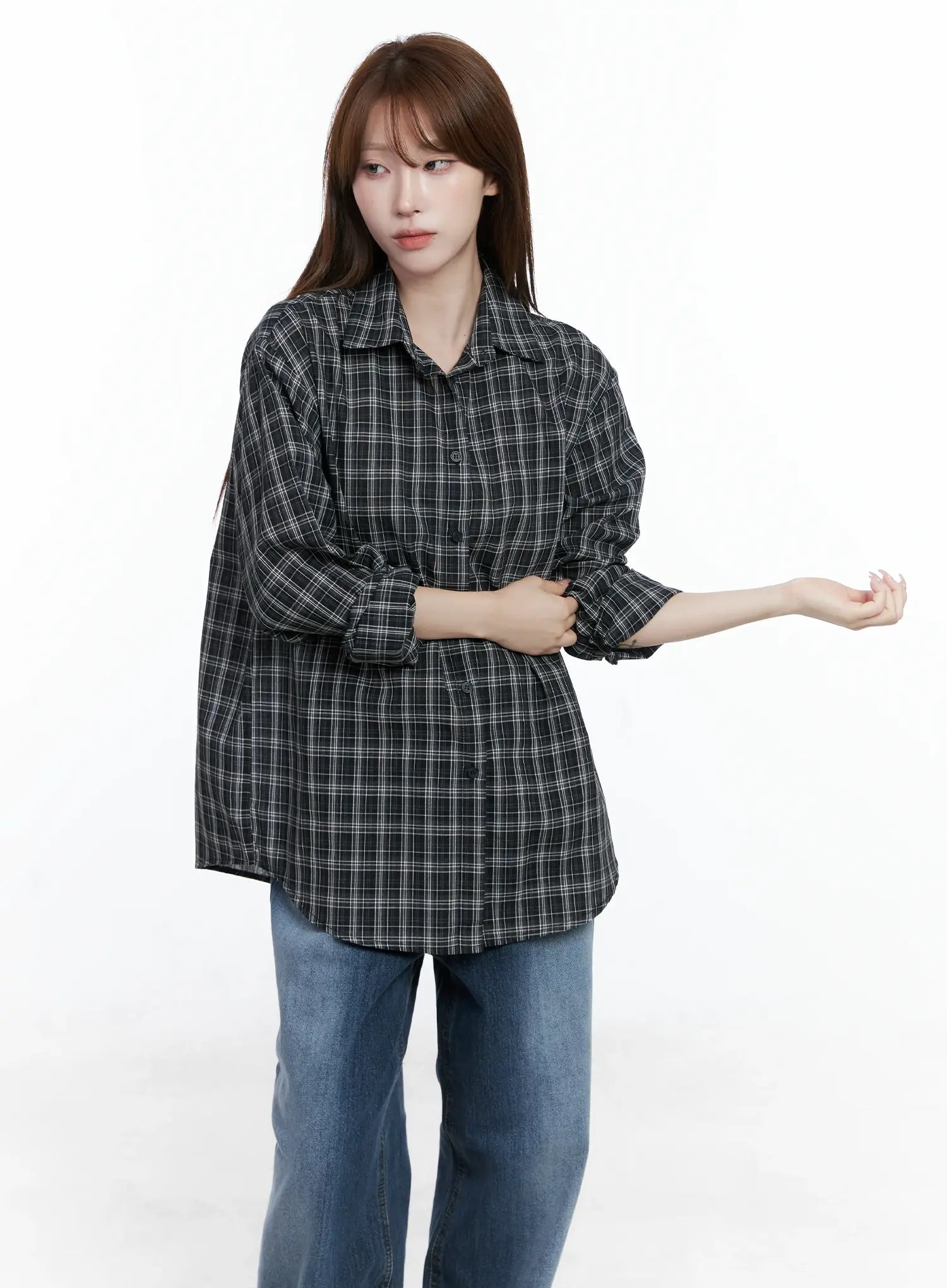 Oversized Plaid Button-Up Shirt CS501