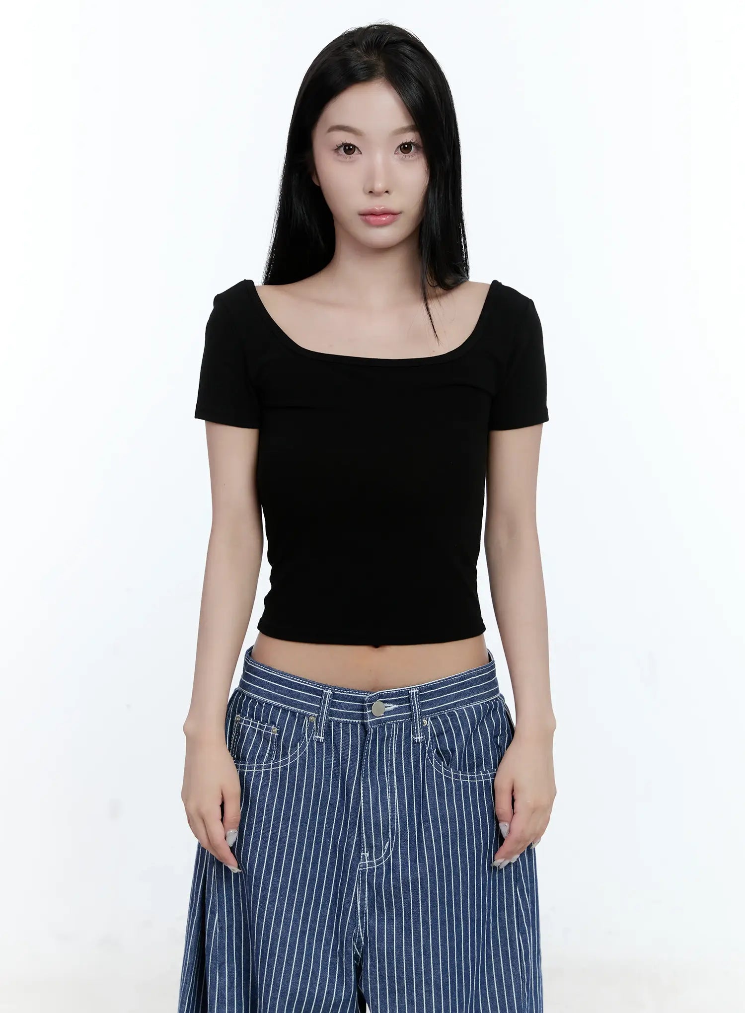 Square-Neck Crop Top CL530