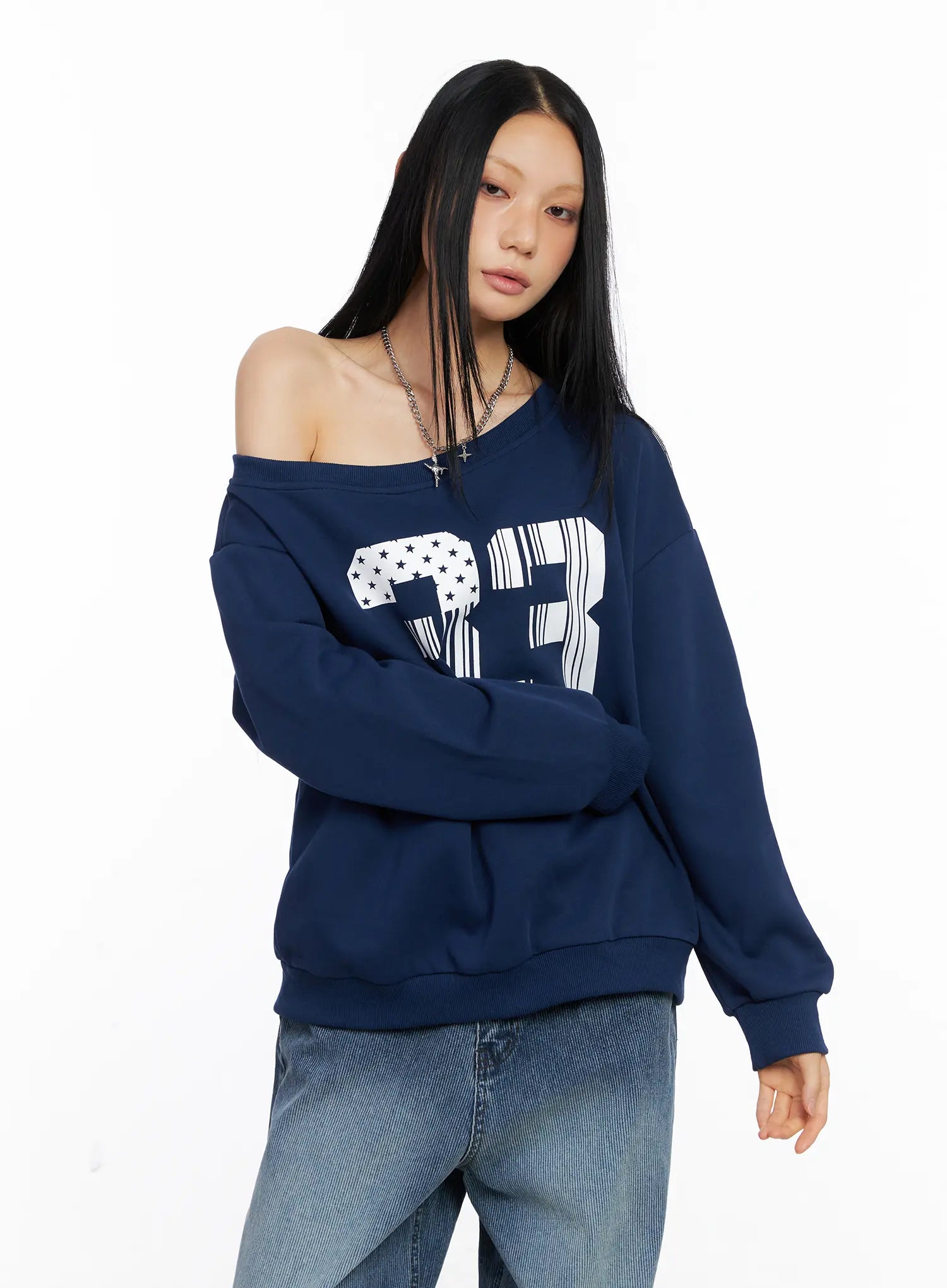 One-Shoulder Graphic Lettering Sweatshirt CS509