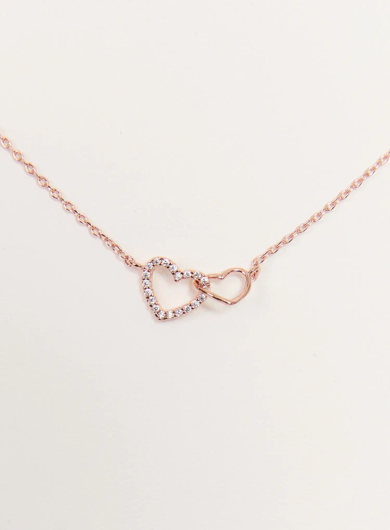 Double Heart Necklace IS517