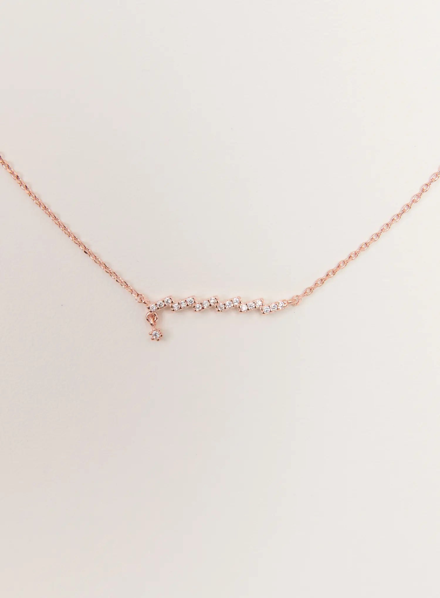 Zig Loop Necklace IS517