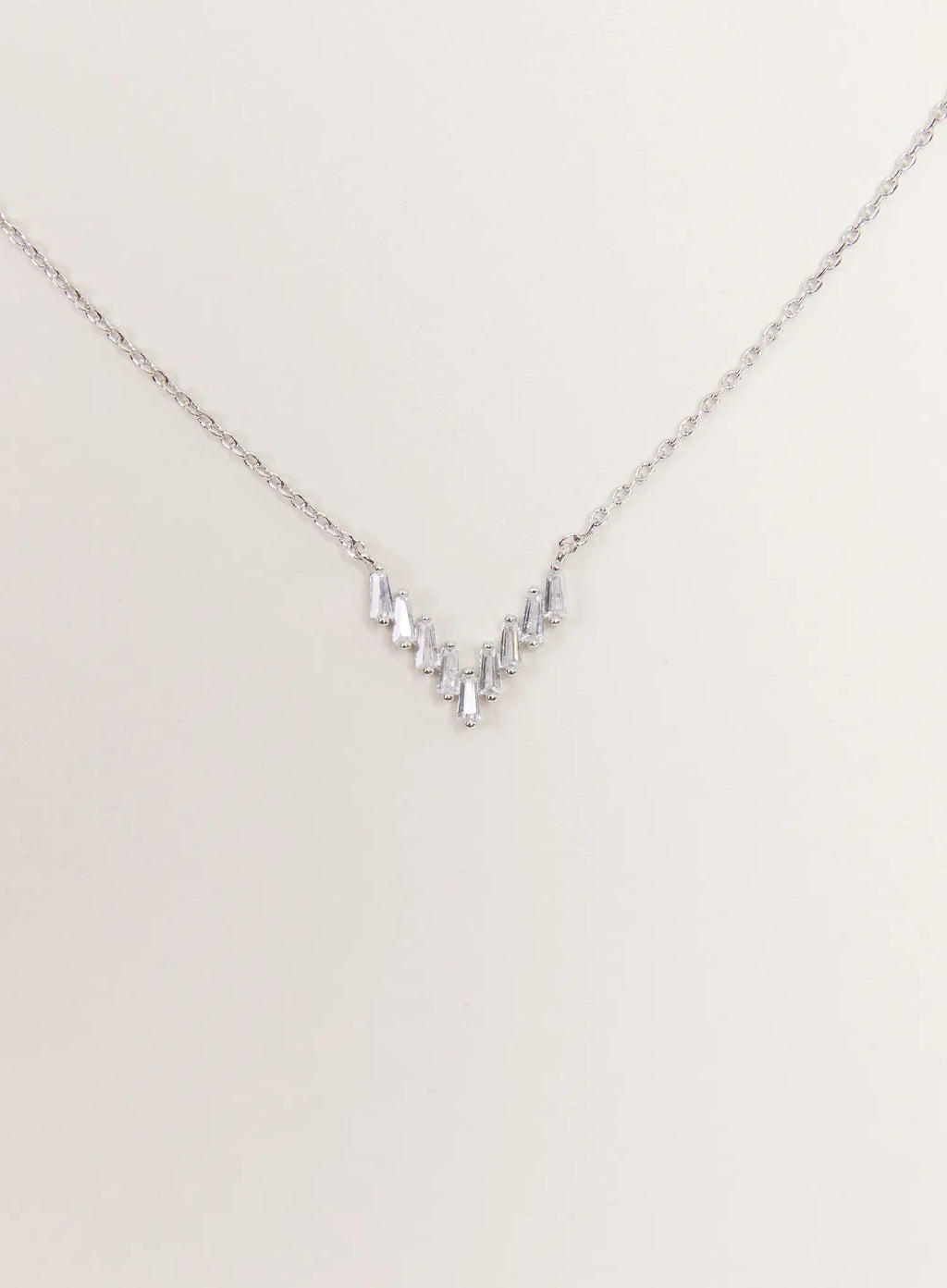 Strike V Necklace IS517