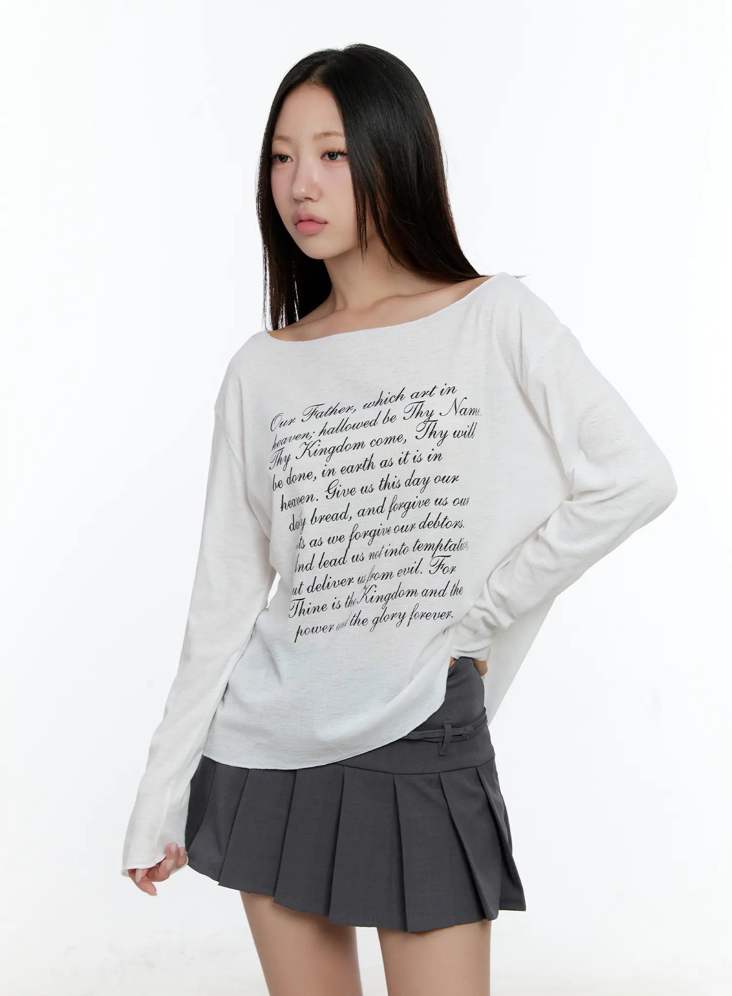 Lettering Off-Shoulder Long Sleeve CS517