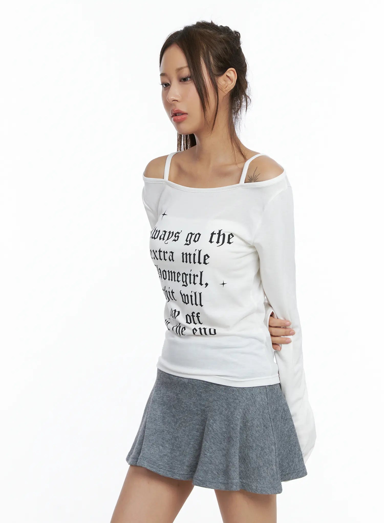 Graphic Off-Shoulder Long Sleeve Top CS505