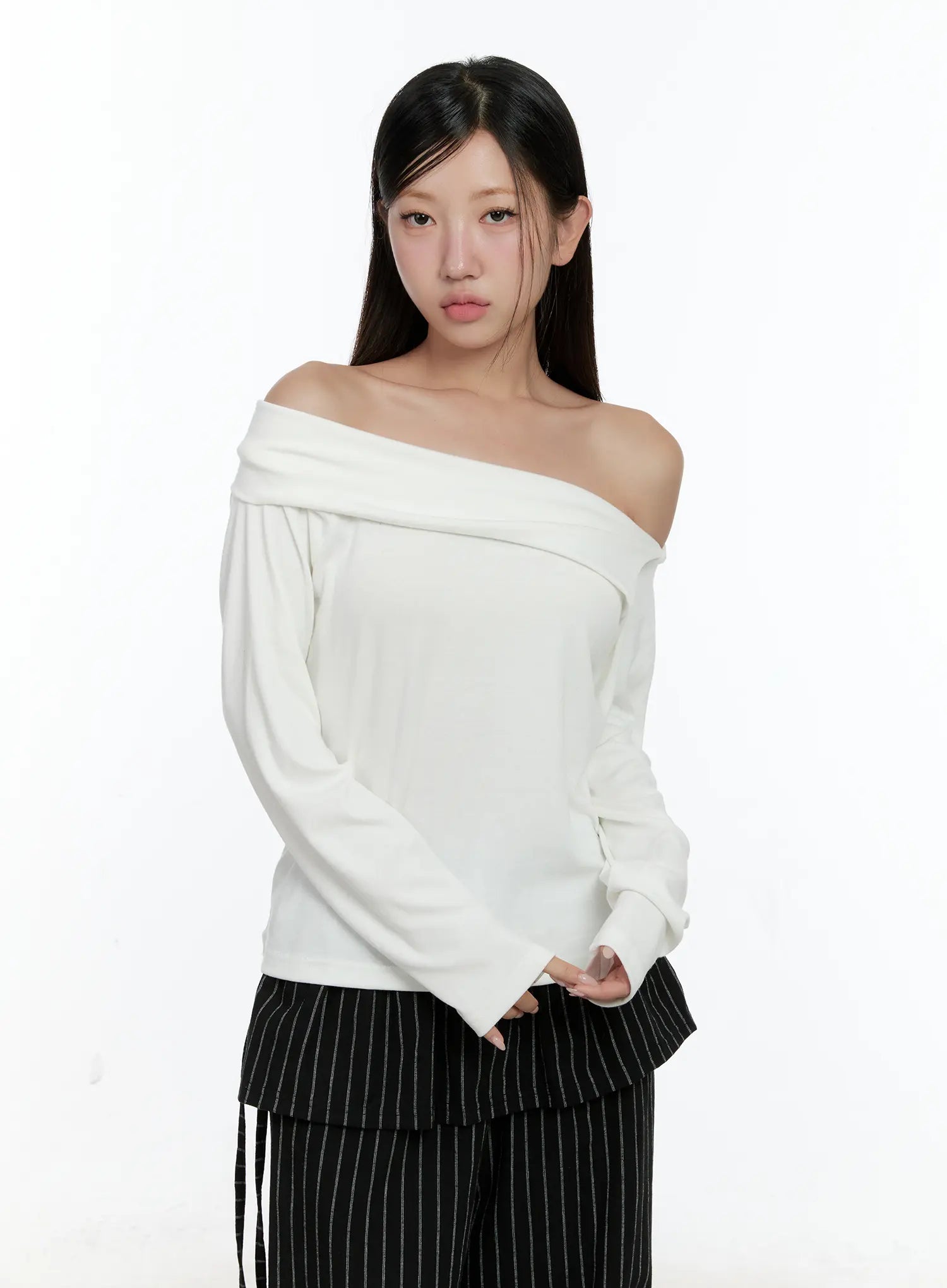 Off-Shoulder Long Sleeve CS517