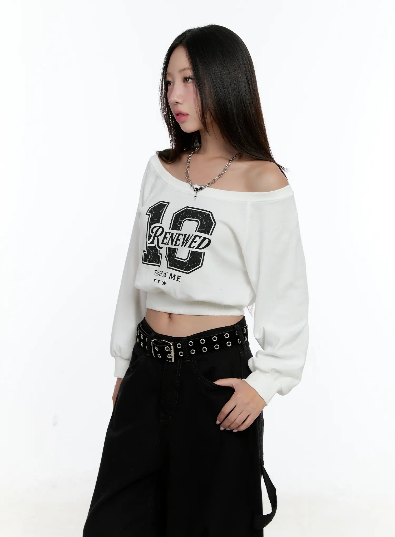 Graphic Off-shoulder Crop Sweatshirt CS517