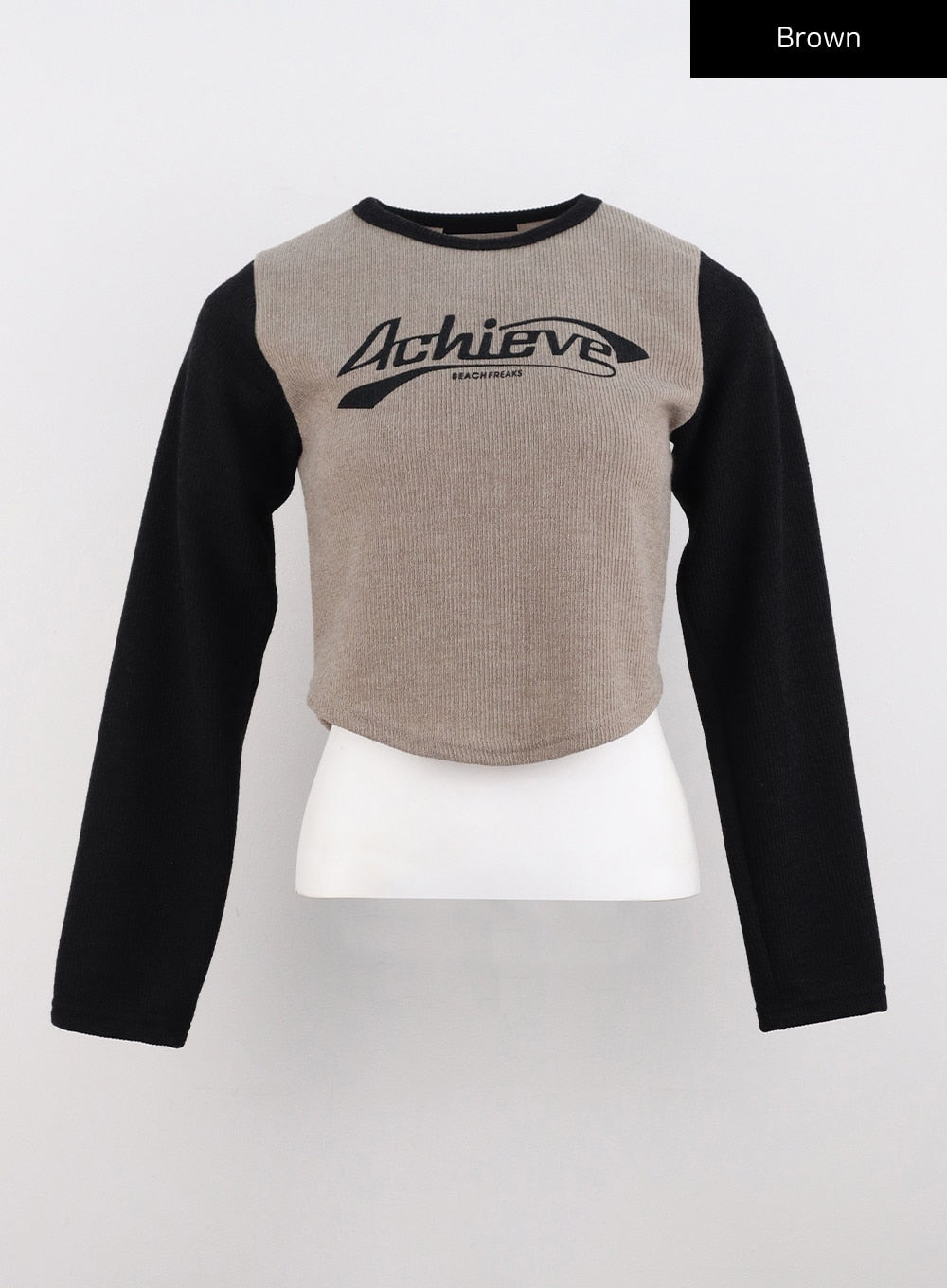 Graphic Long Sleeve Crop Top CO313