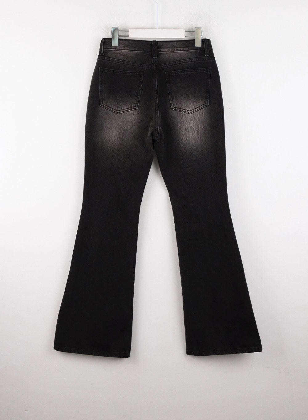 Low Rise Bootcut Jeans CD304