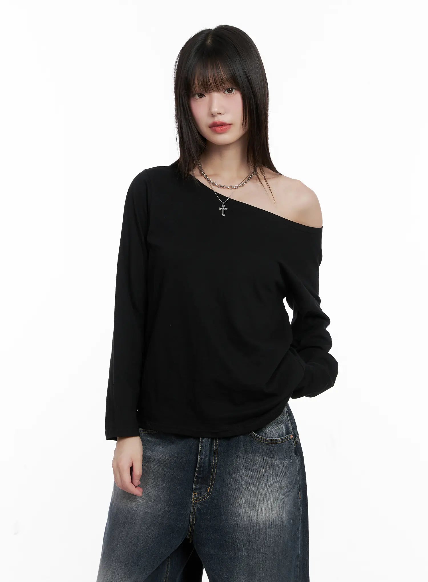 Off-Shoulder Long Sleeve Top CG515